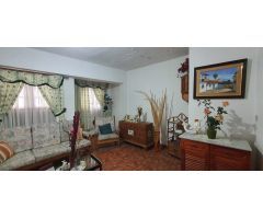 En Venta, casa en esquina a reformar en Icod de los VInos.