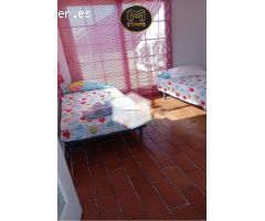 CHALET ADOSADO EN SOTOGRANDE