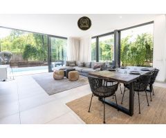 VILLA EN ESTEPONA