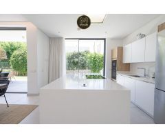 VILLA EN ESTEPONA