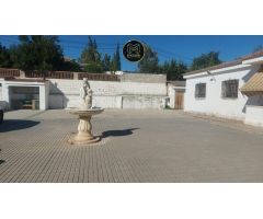 CHALET EN ANTIGUA CRTA GRANADA