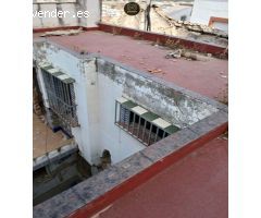 CASA EN LA CIRCUNVALACION