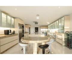Chalet en Venta en Benahavís, Málaga