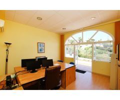 Local comercial en Venta en Benalmádena Costa, Málaga