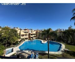 Apartamento en Venta en Benahavís, Málaga