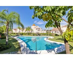 Casa de Pueblo en Venta en Estepona, Málaga