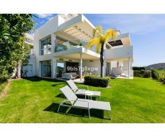 Apartamento en Venta en Benahavís, Málaga