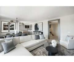 Atico Duplex en Venta en Marbella, Málaga