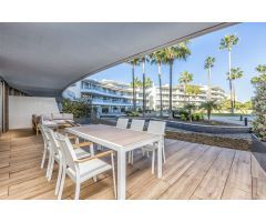 Apartamento en Venta en Estepona, Málaga