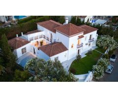 Villa en Alquiler en Benahavís, Málaga