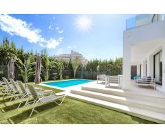Villa en Alquiler en San Pedro de Alcántara, Málaga