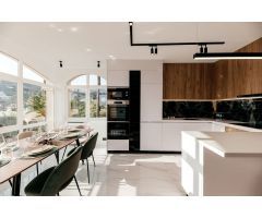 Atico Duplex en Alquiler en Benahavís, Málaga
