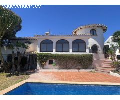 Villa en Alquiler en Almayate Bajo, Málaga
