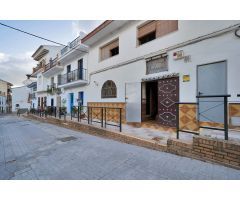 Negocio en Venta en Villalmóndar, Málaga