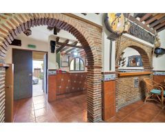 Negocio en Venta en Villalmóndar, Málaga