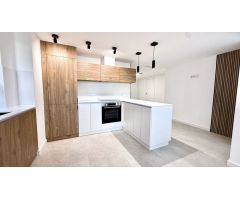 Apartamento en Venta en Estepona, Málaga