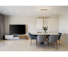Apartamento en Venta en Estepona, Málaga