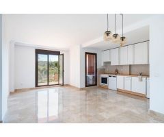 Apartamento en Venta en Estepona, Málaga