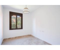 Apartamento en Venta en Estepona, Málaga