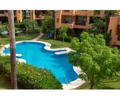 Apartamento en Venta en Estepona, Málaga