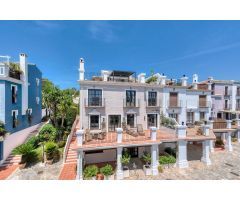 Adosado en Venta en Marbella, Málaga