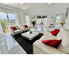 Adosado en Venta en Benahavís, Málaga