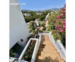 Adosado en Venta en Benahavís, Málaga