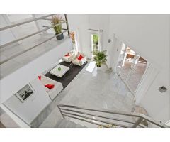 Adosado en Venta en Benahavís, Málaga