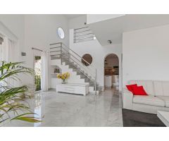 Adosado en Venta en Benahavís, Málaga