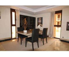 Apartamento en Venta en Estepona, Málaga