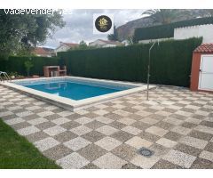 CHALET EN LOS VILLARES