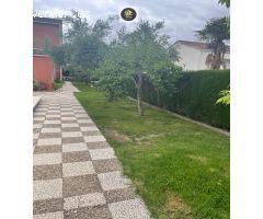 CHALET EN LOS VILLARES