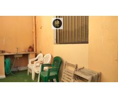CASA EN EL CENTRO DE ALMERIA