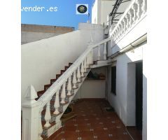 CASA EN LOS VILLARES