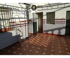 CASA EN LOS VILLARES