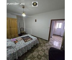 CASA EN EL ALMENDRAL