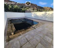 CHALET EN LA CERRADURA
