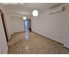 ¡Oportunidad en Carolinas Altas! Piso de 3 habitaciones