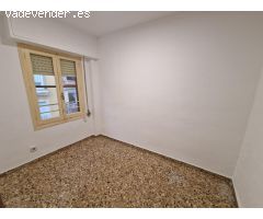 ¡Oportunidad en Carolinas Altas! Piso de 3 habitaciones