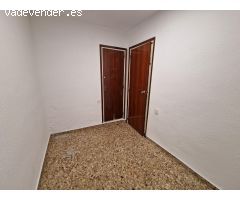 ¡Oportunidad en Carolinas Altas! Piso de 3 habitaciones
