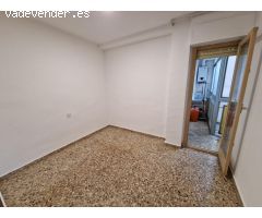 ¡Oportunidad en Carolinas Altas! Piso de 3 habitaciones