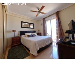 Magnífico bungalow de tres plantas en los Arenales del sol