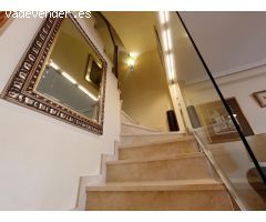 Magnífico bungalow de tres plantas en los Arenales del sol