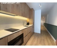 EXPECTACULAR PISO REFROMADO Y LUMINOSO EN PLENA C/LOMBIA