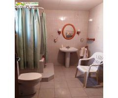 CASA (DE UNOS 588 M2) CON TERRAZA (DE UNOS 30 M2) EN ARBECA.