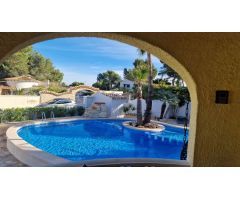 Chalet en Alquiler en Denia, Alicante