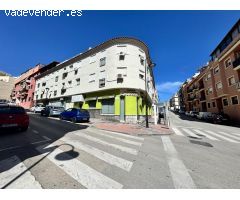 SE VENDE BAR-CAFETERÍA EN PLENA ZONA DE LAS LAGUNAS (MIJAS 