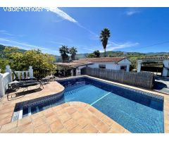 Casa de campo en Venta en Guaro, Málaga