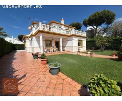 Espectacular chalet junto a la playa en Nuevo Portil