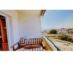 AMPLIO APARTAMENTO CON VISTAS AL MAR